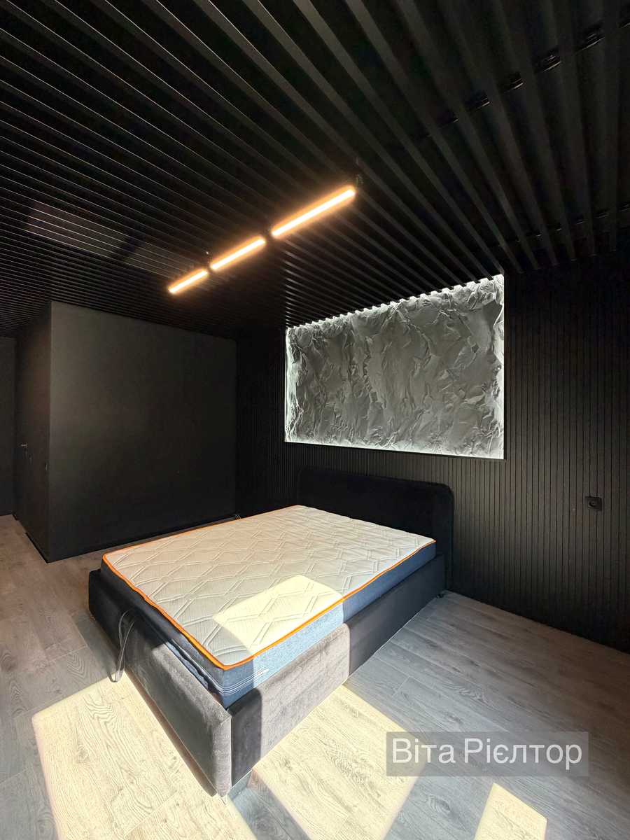 1876668426836349