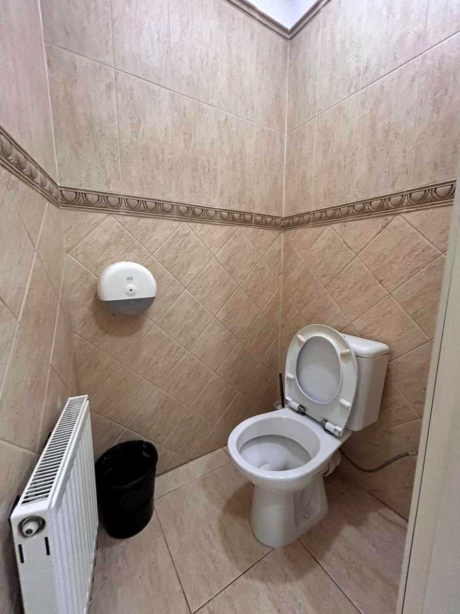1876668557982444