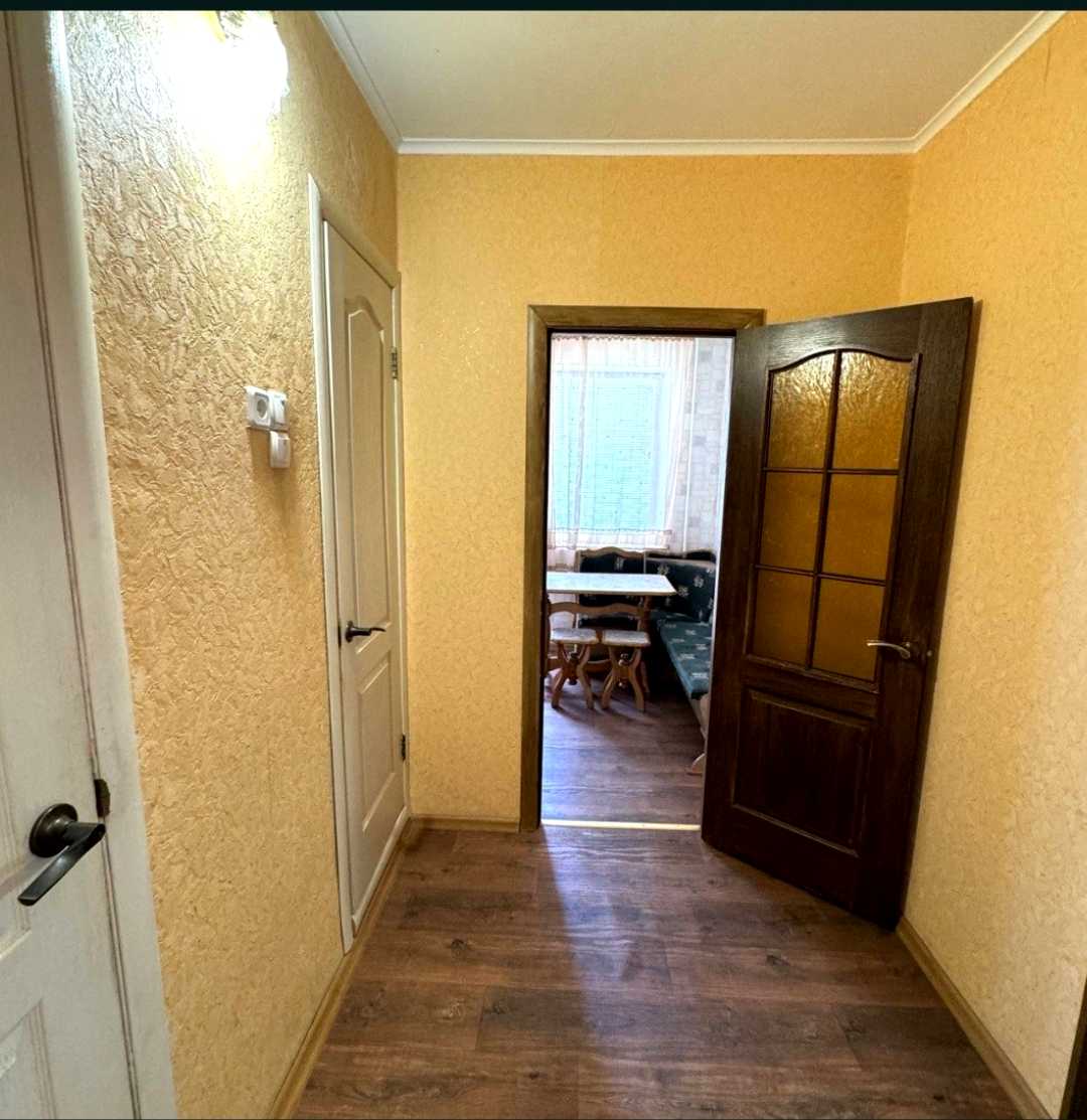 1876669119994432