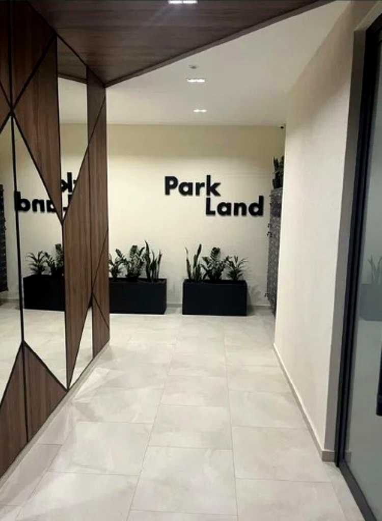 1876670922133943