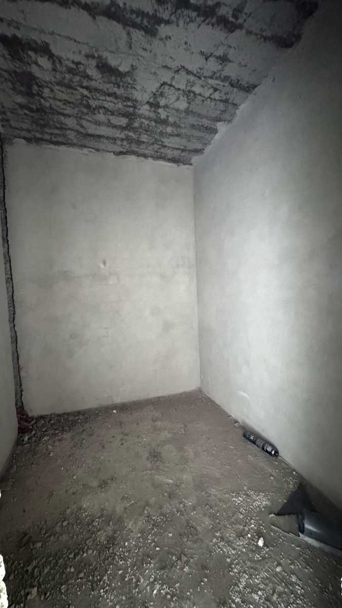 1876673306117872