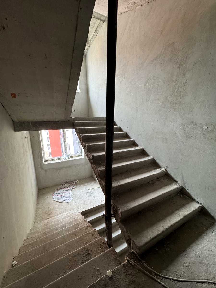 1876673316313244