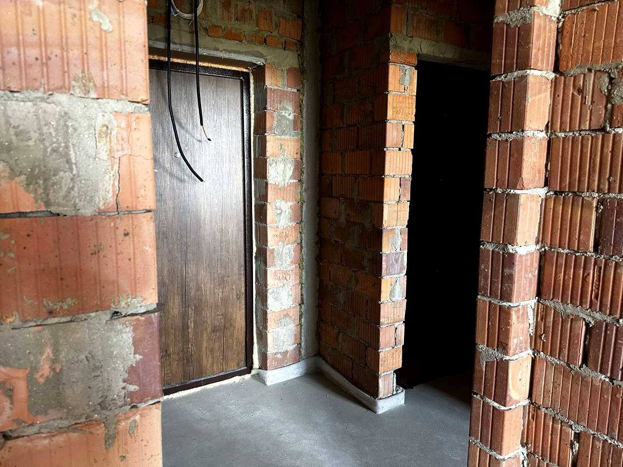 1876675111604593