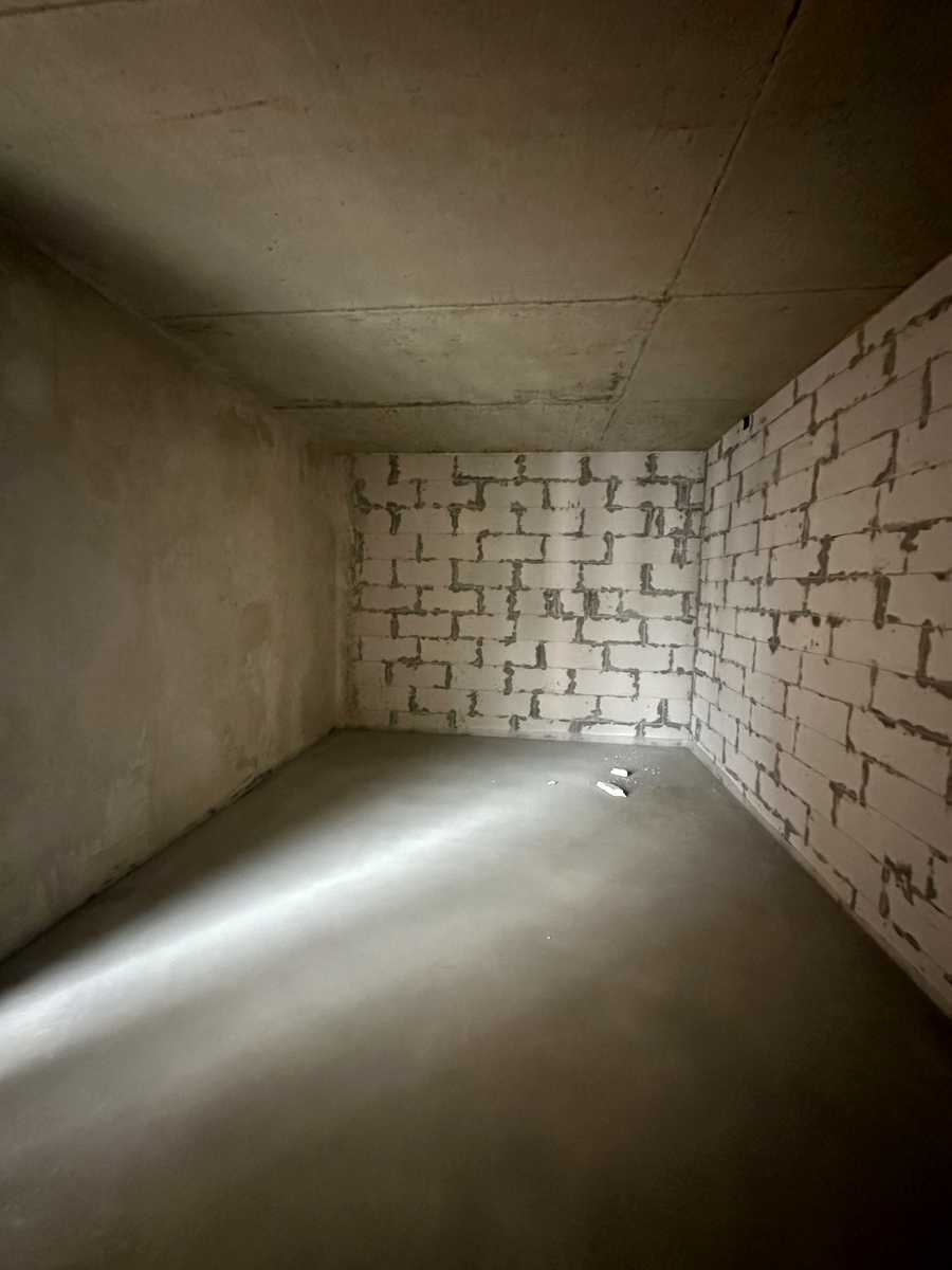 1876675529406184