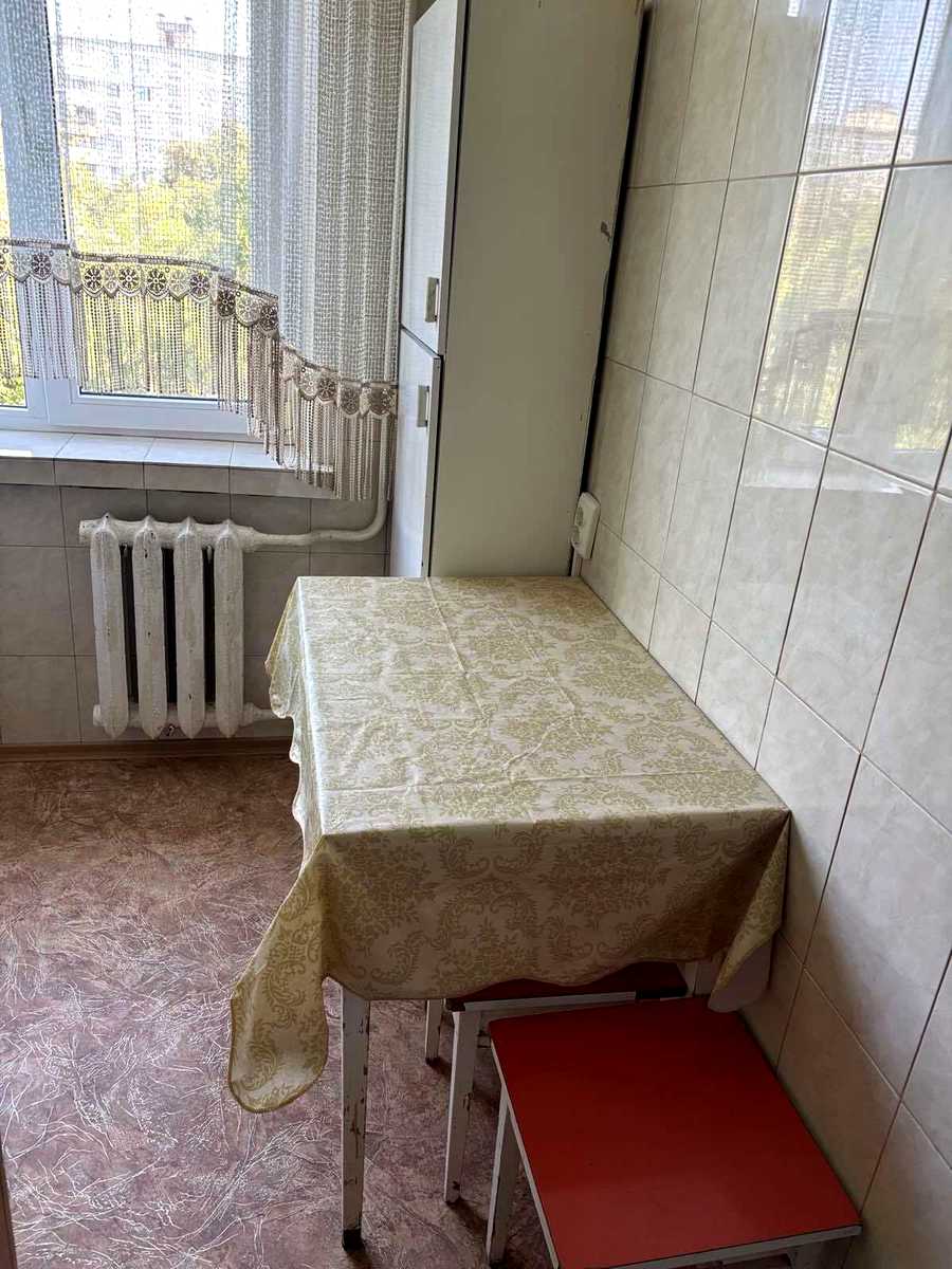 1876676253812248