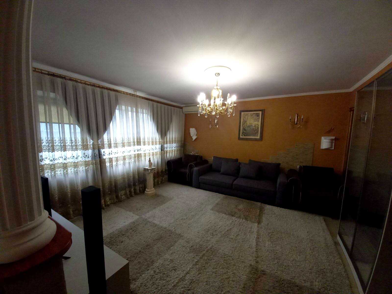 1876676338562709