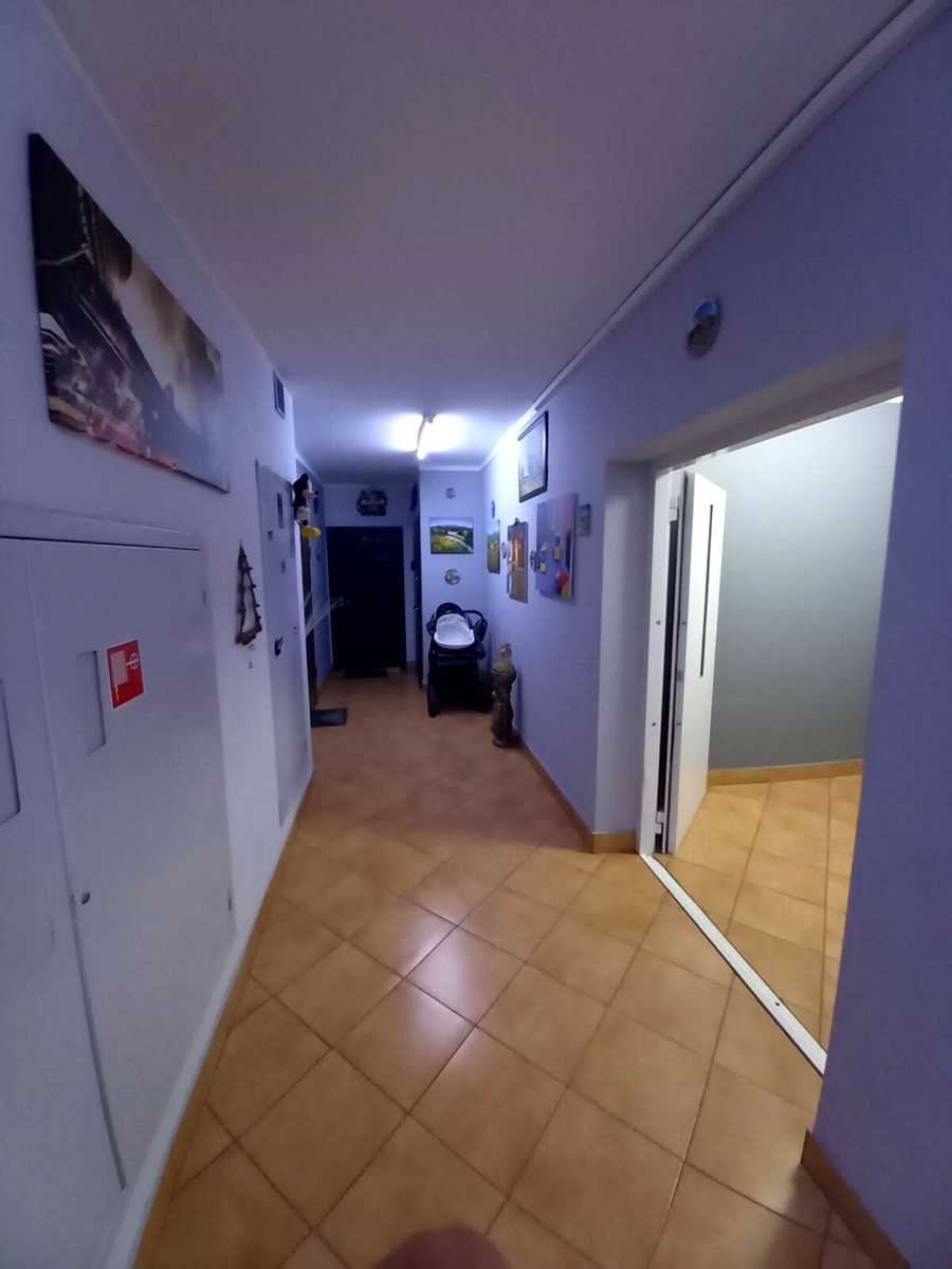 1876676340036157