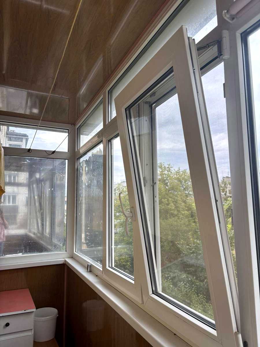 1876676456347267