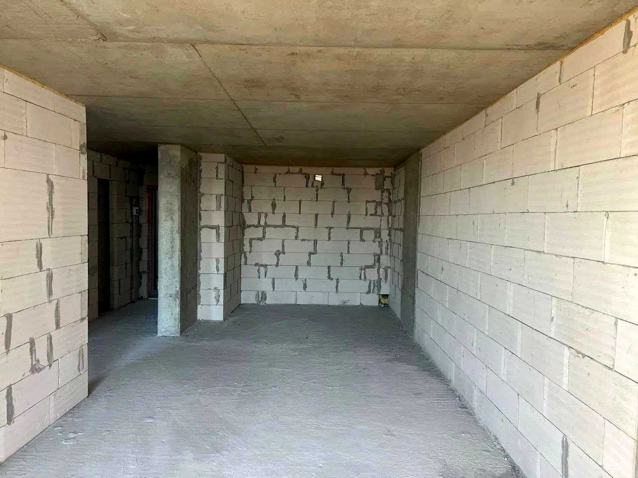 1876679846032955