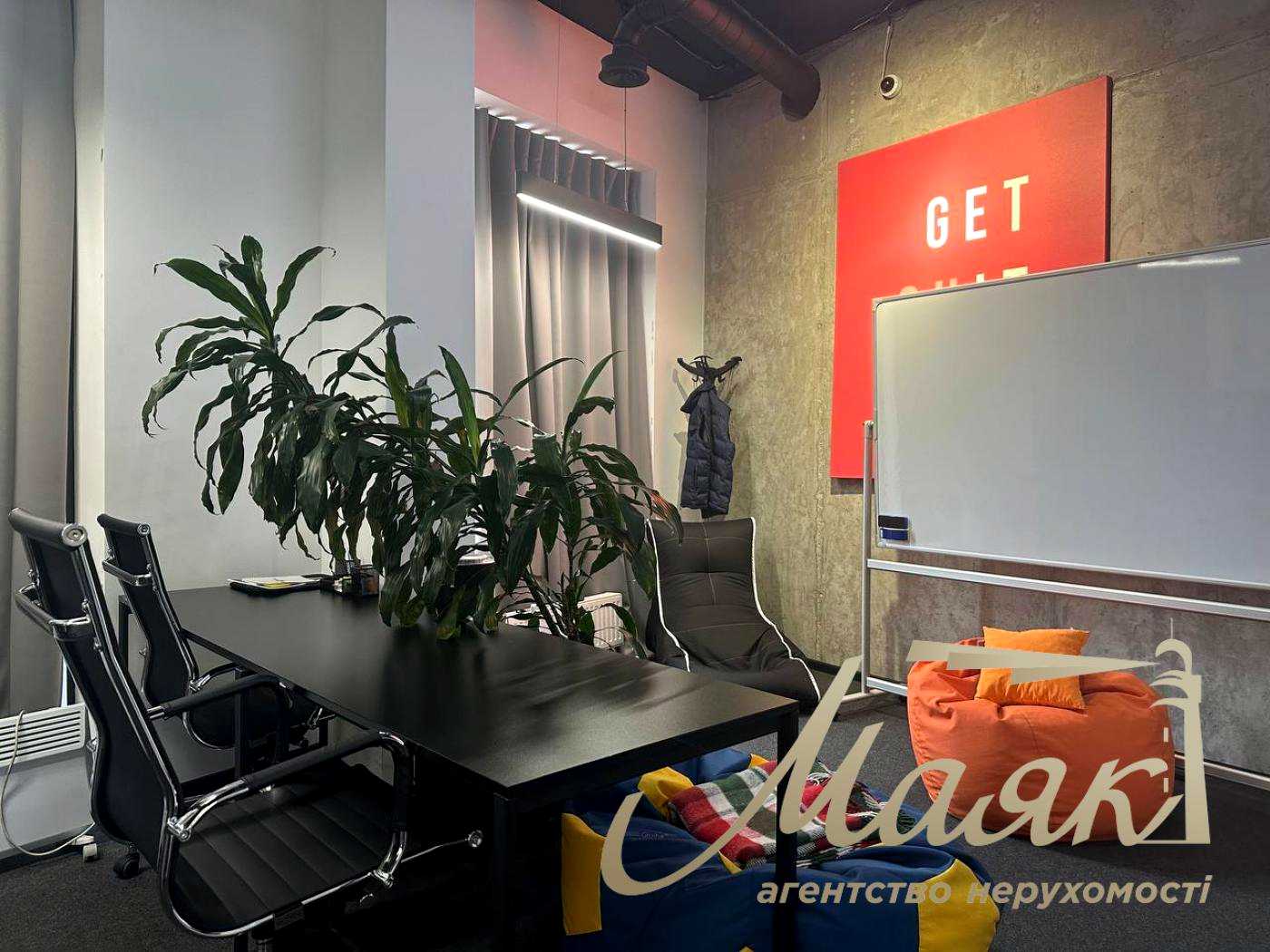 1876679891187751
