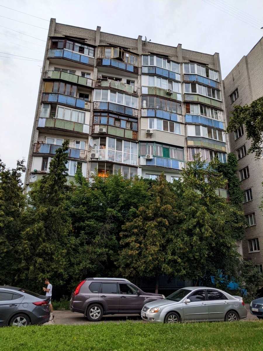 1876682003923084