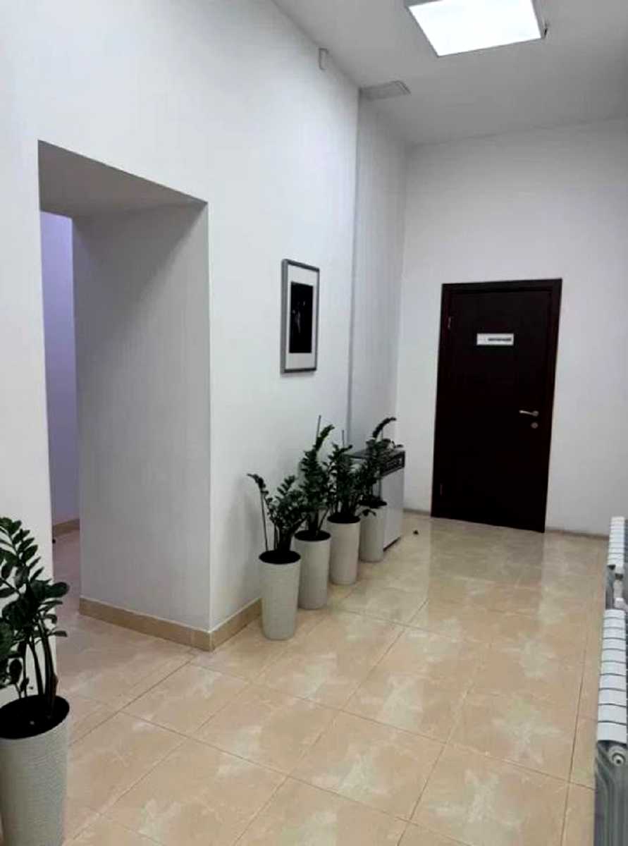 1876683876929589