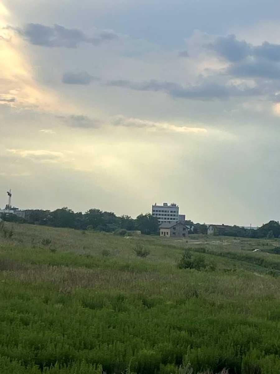 1876684437400642.jpg