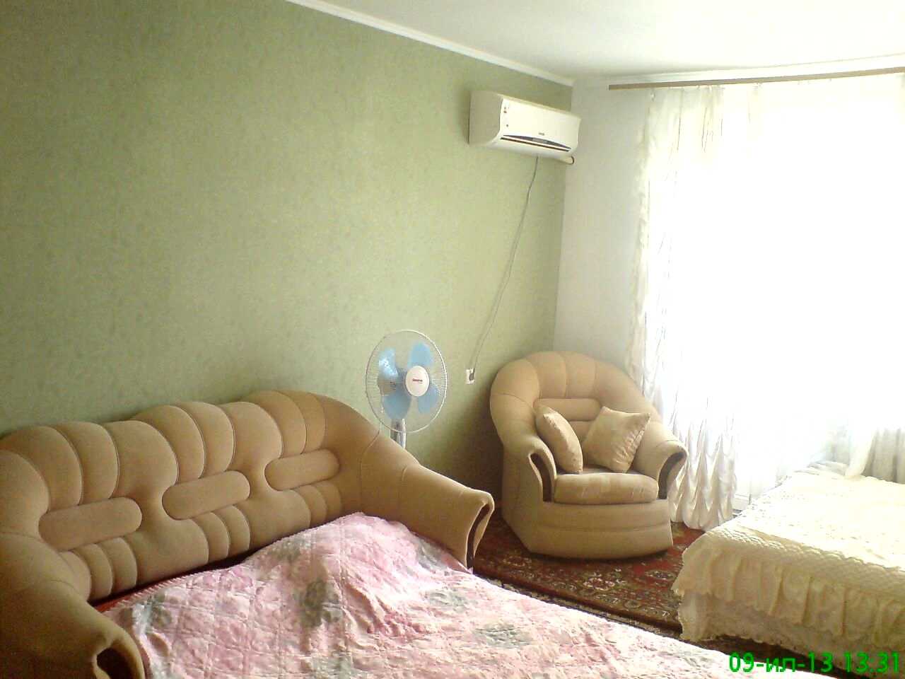1876686399275817