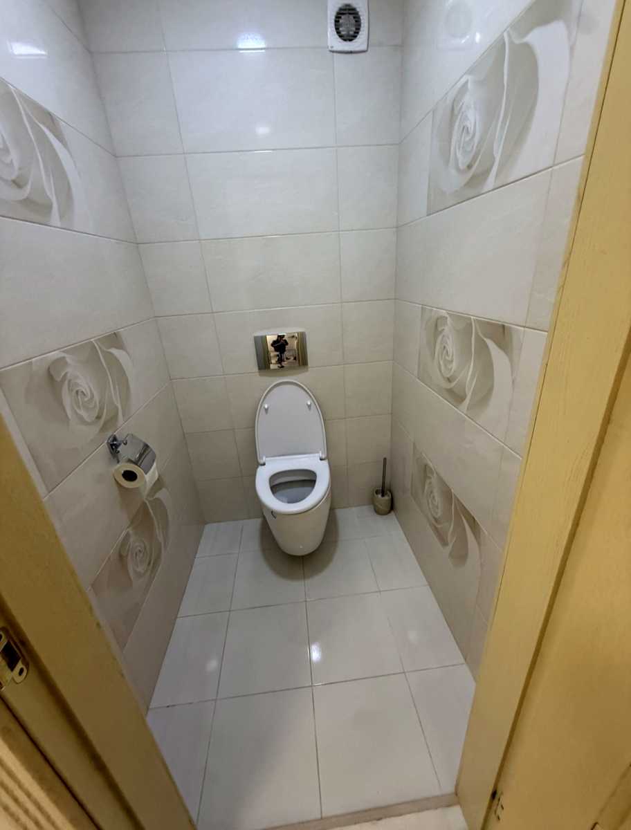 1876686901798366