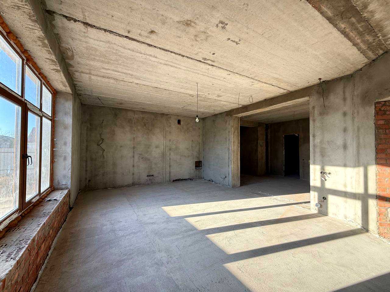 1876686952236195