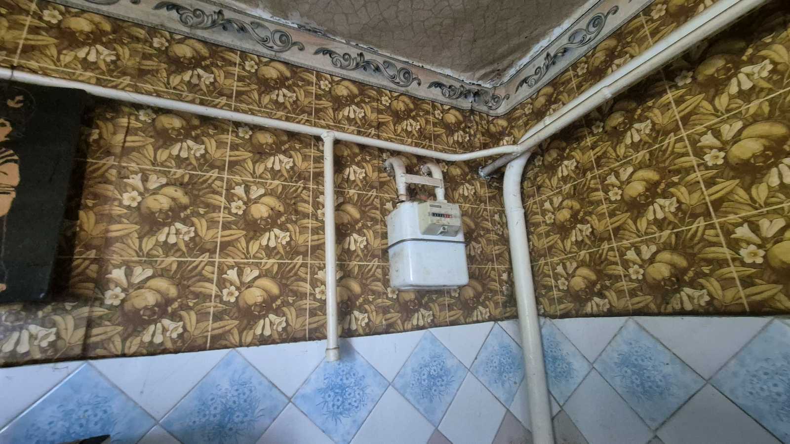 1876688536895968