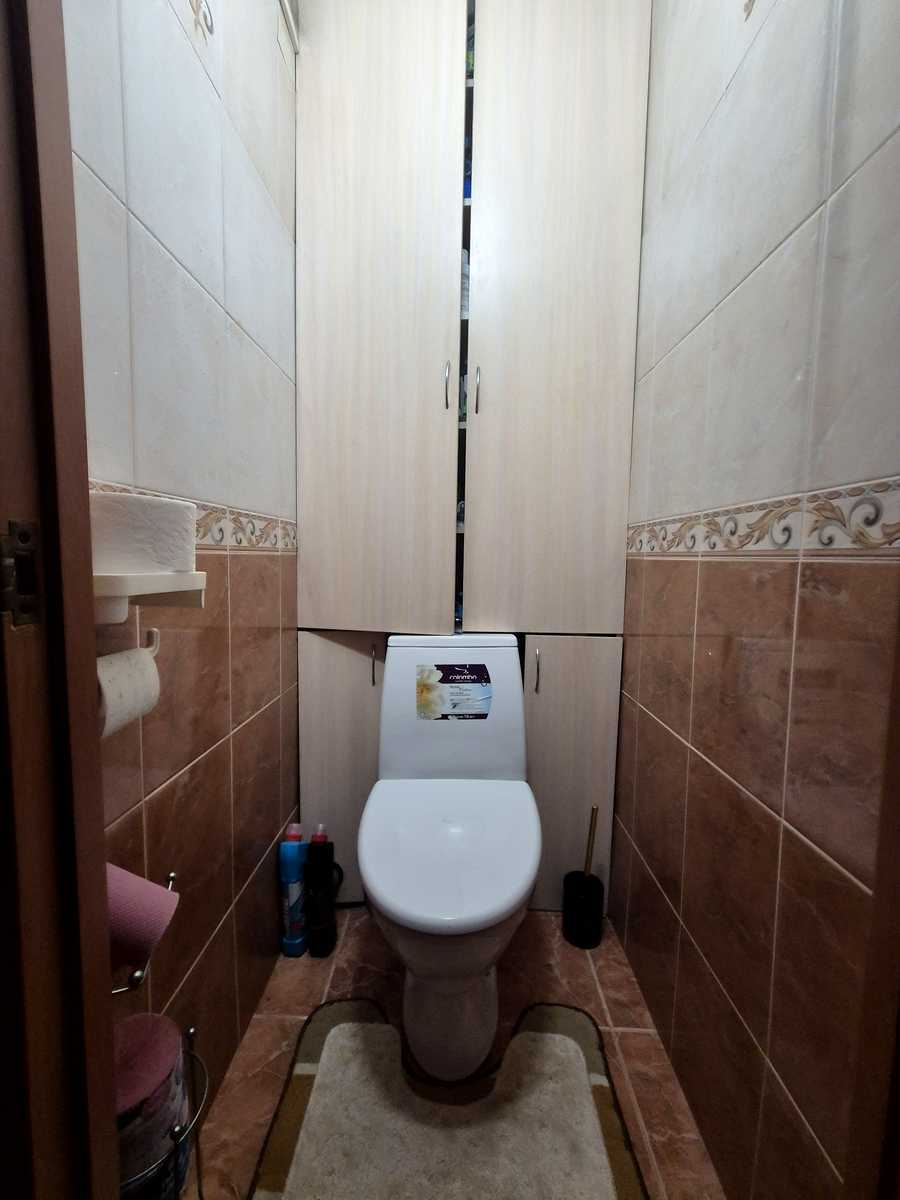 1876693702384034
