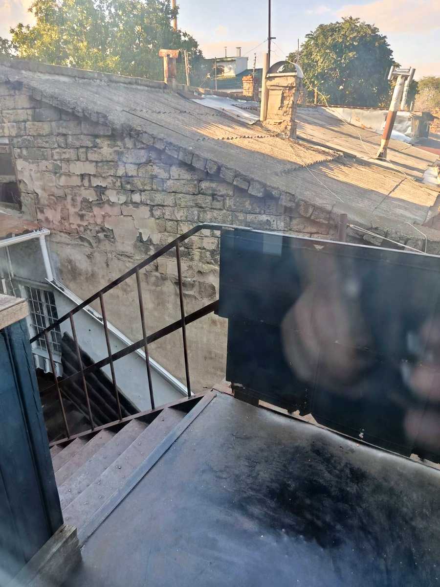 1876696636725907