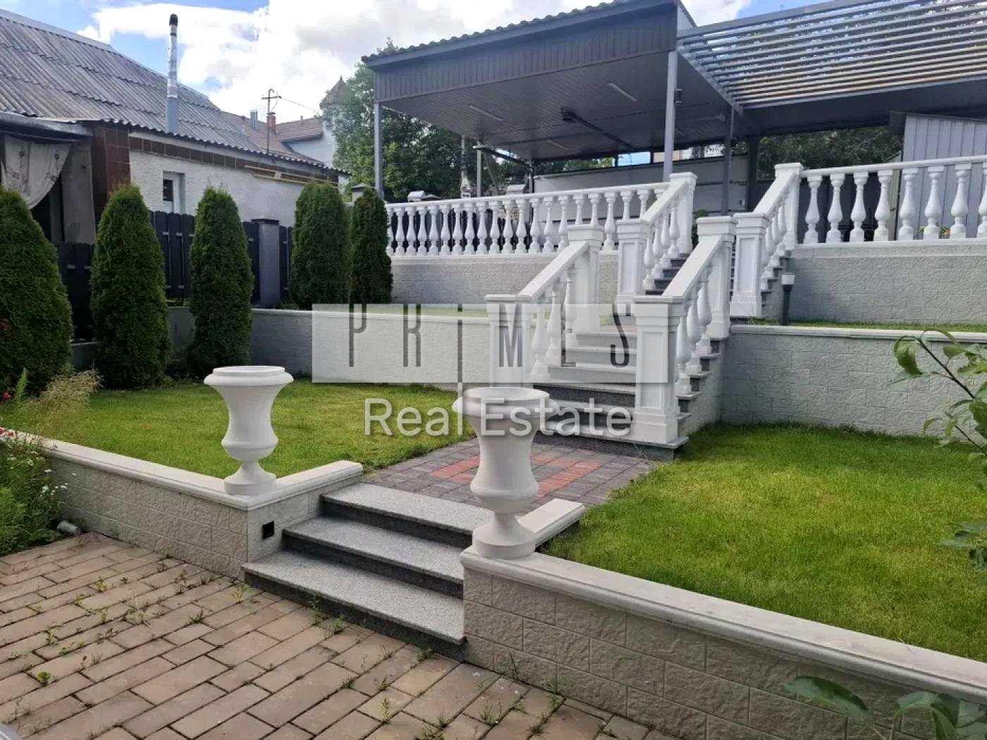 1876705408692720