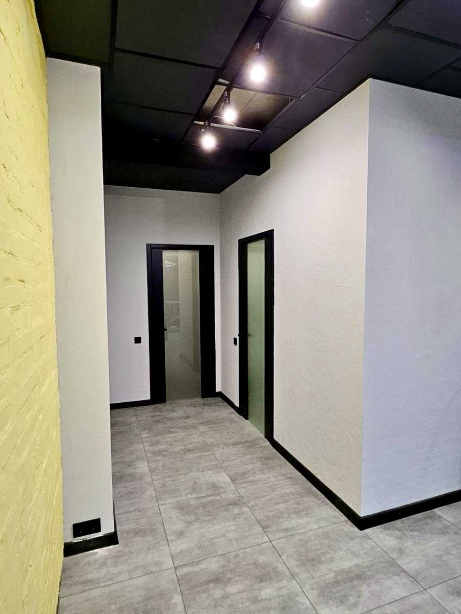 1876742360518379