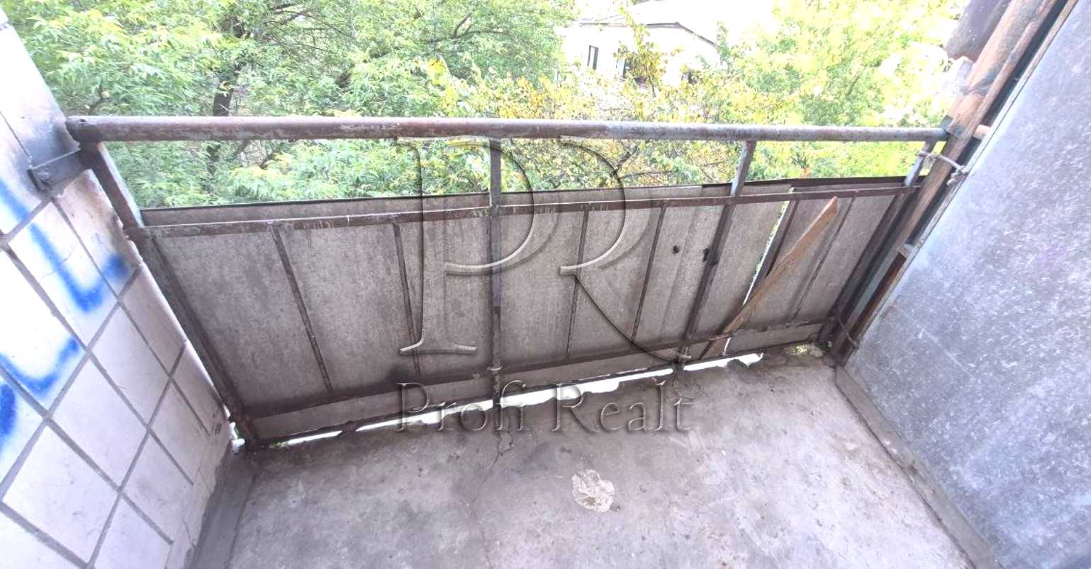 1876744530639435
