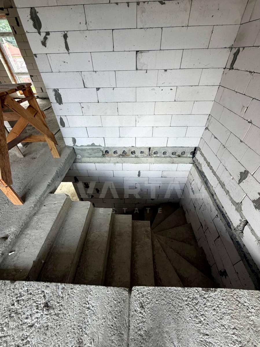 1876746472000580