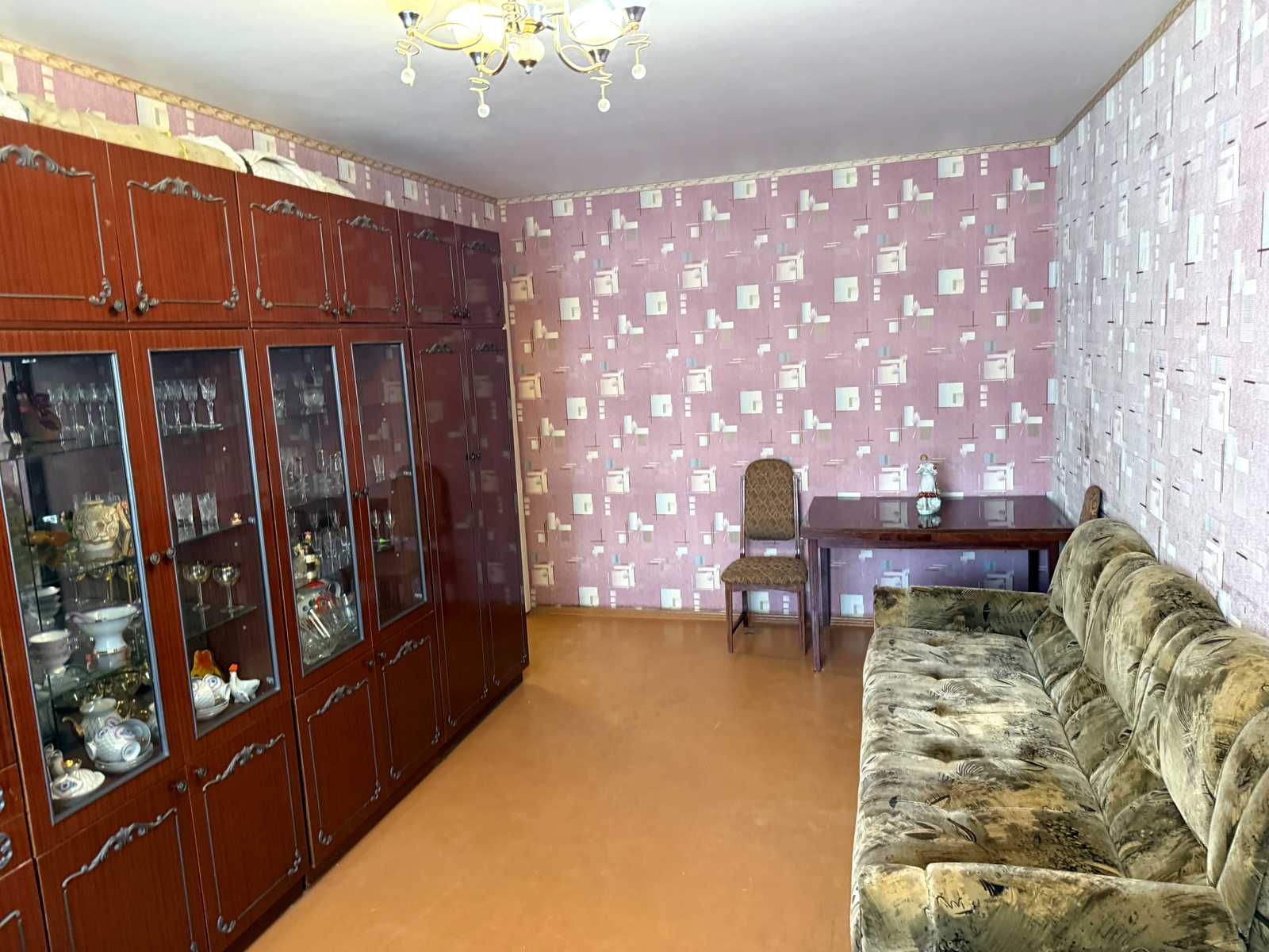 1876747691382633