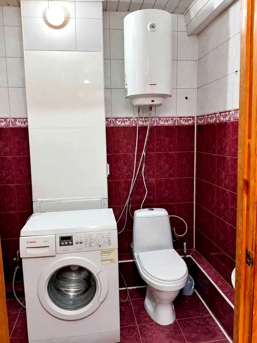 1876748599939811