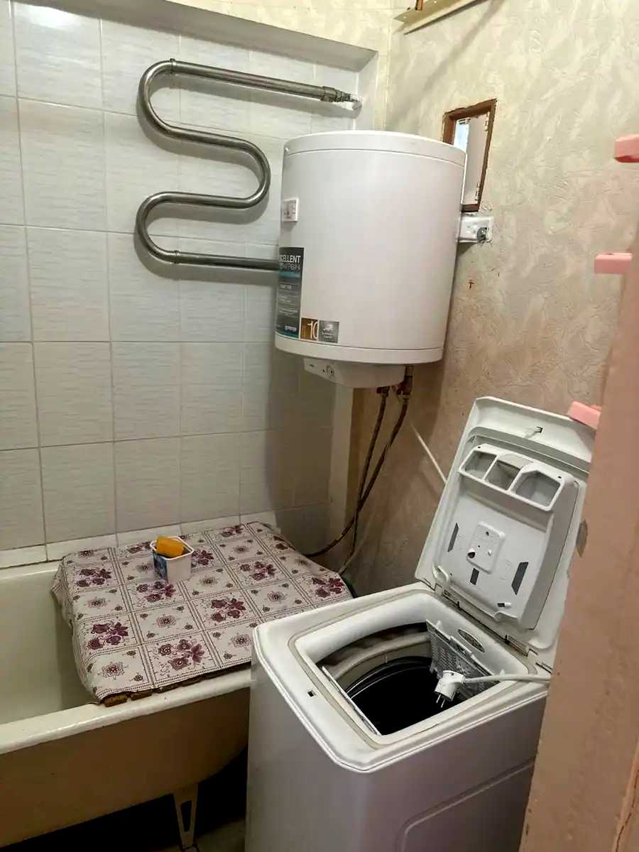 1876750704747978