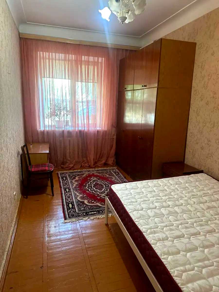 1876750704749639
