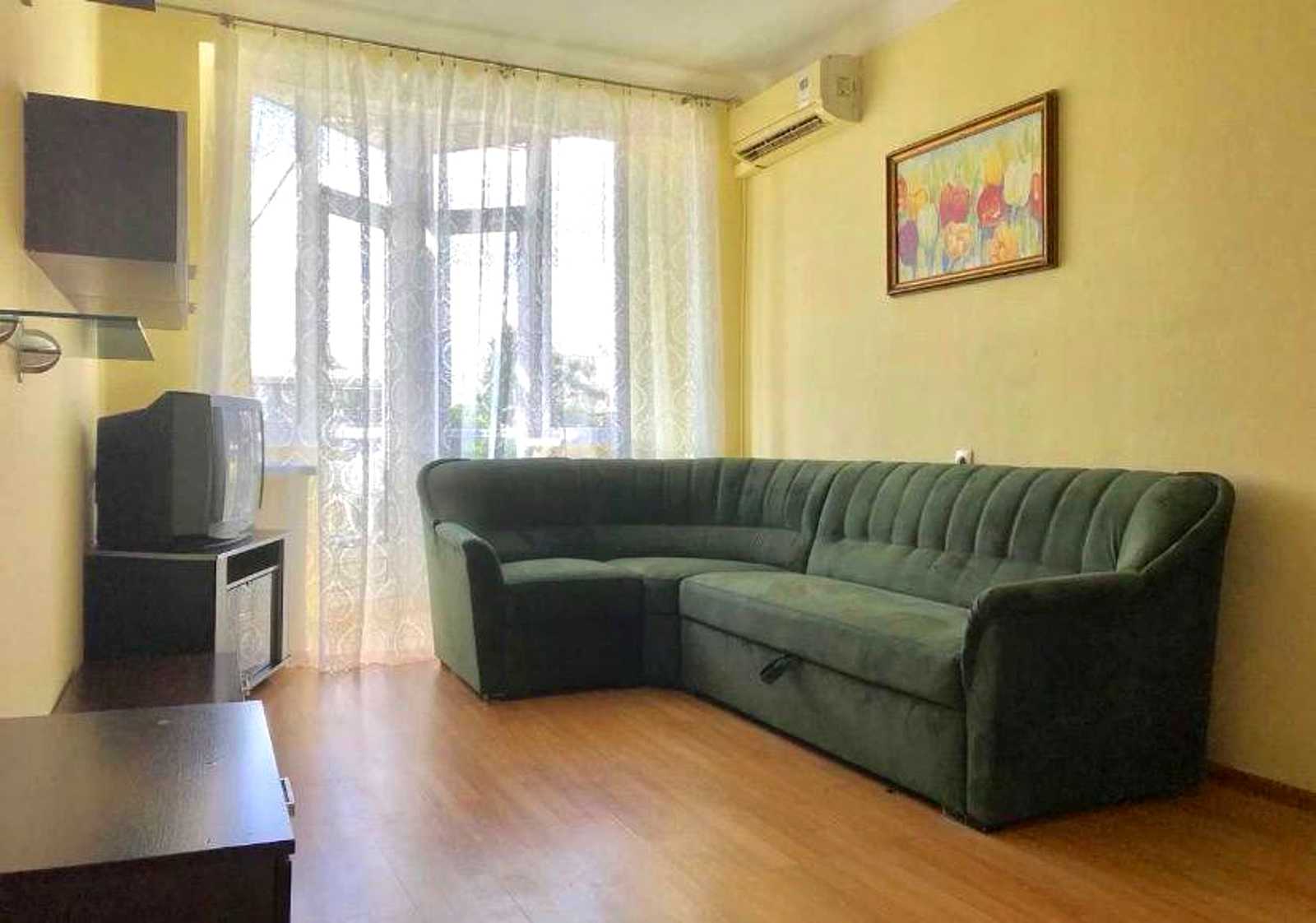 1876756682998677