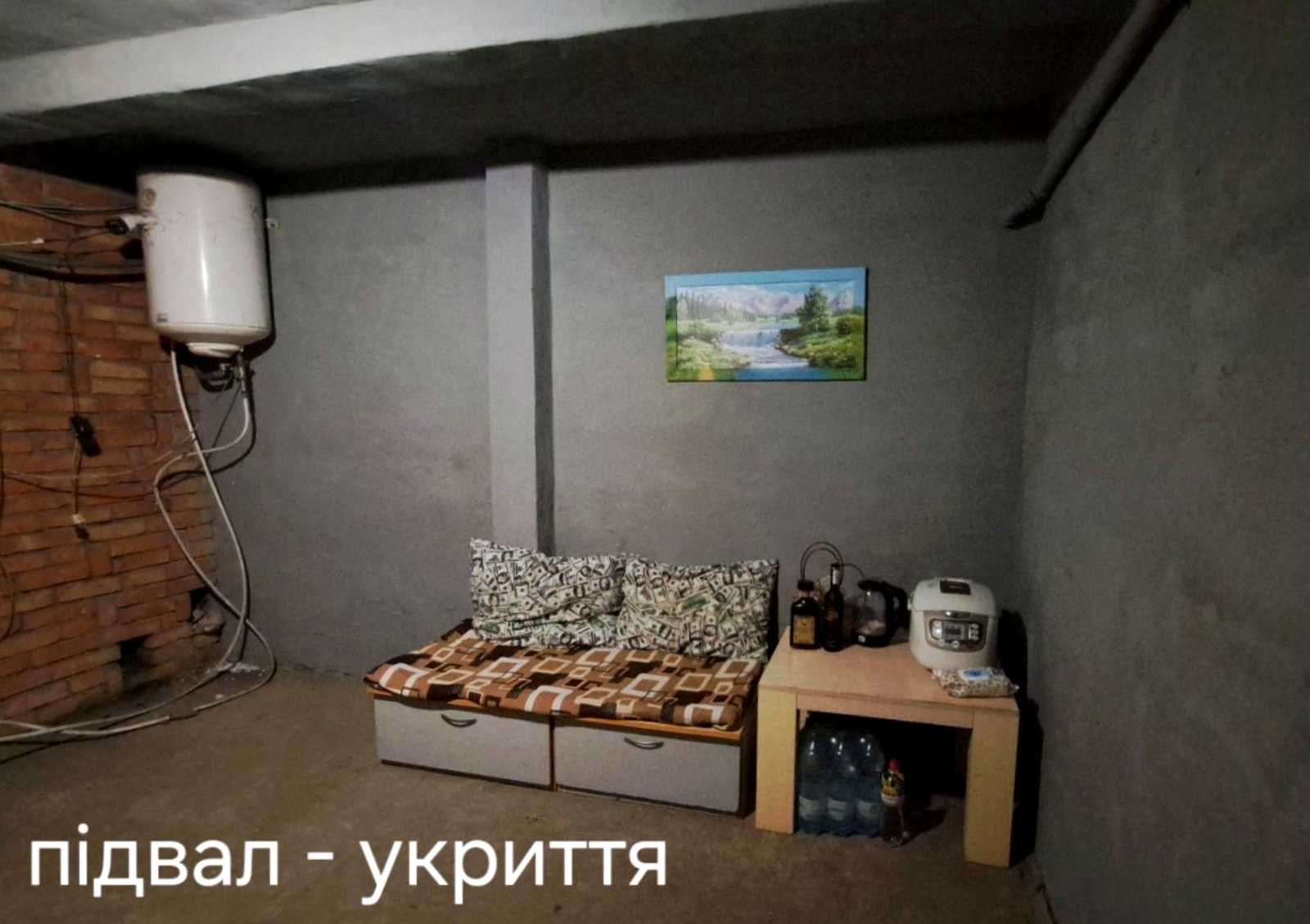 1876757107667077