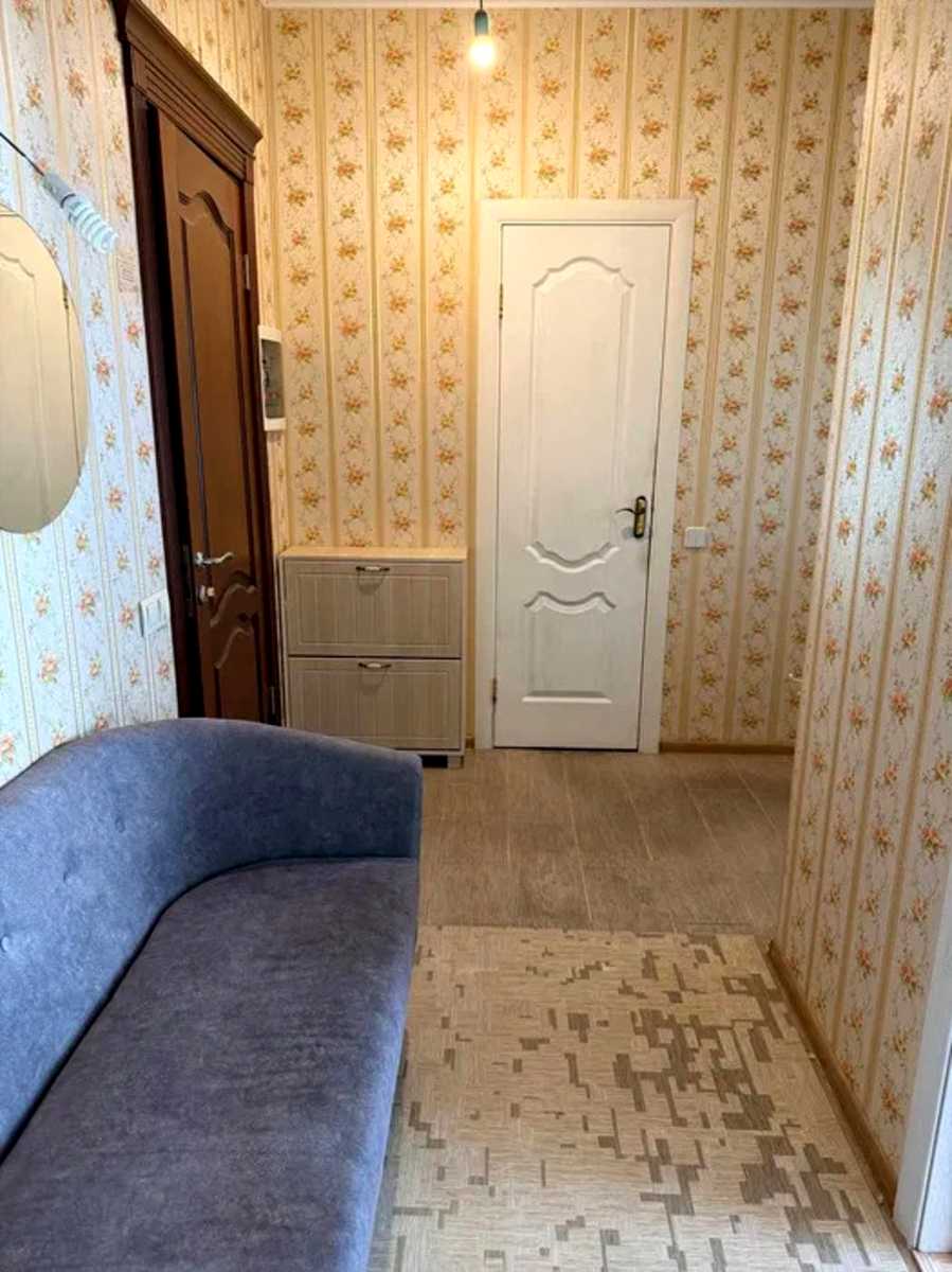 1876757687001608