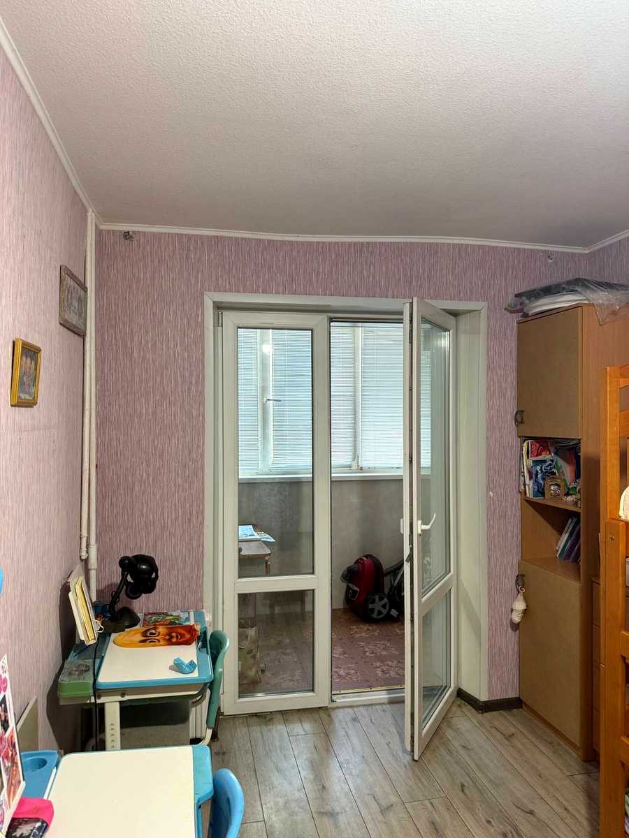 1876758417160807