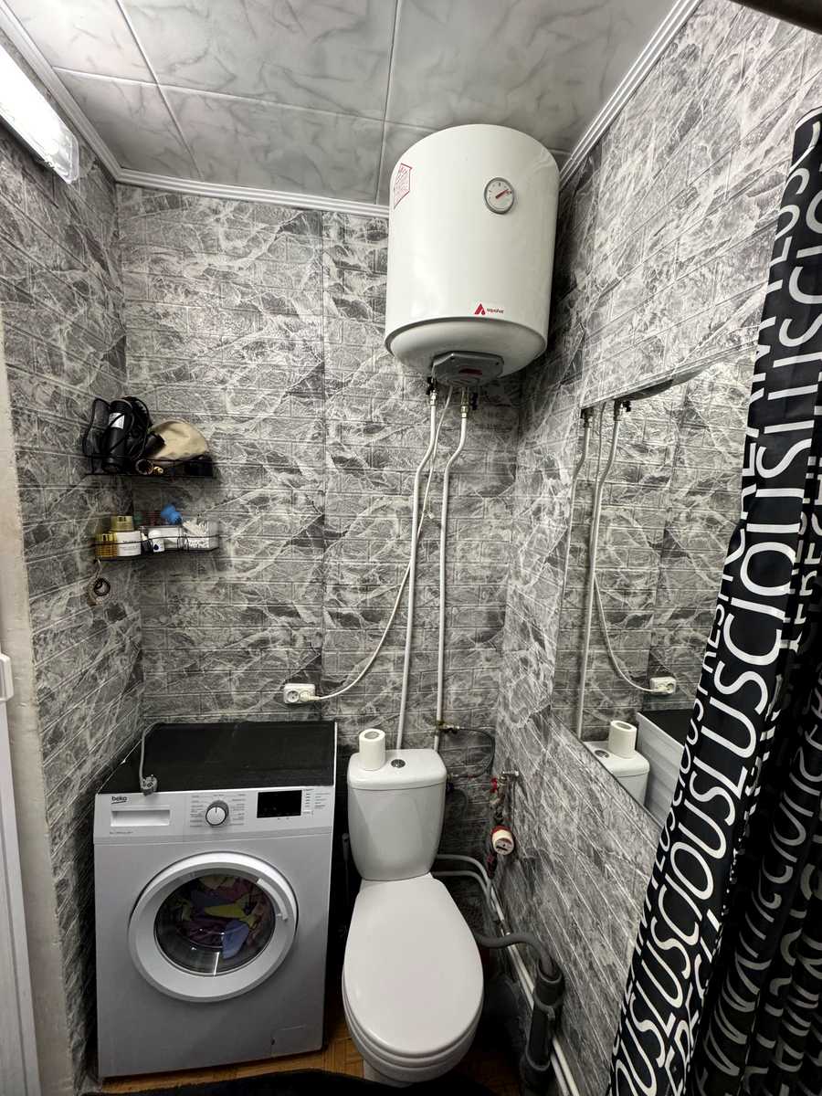 1876759621427397