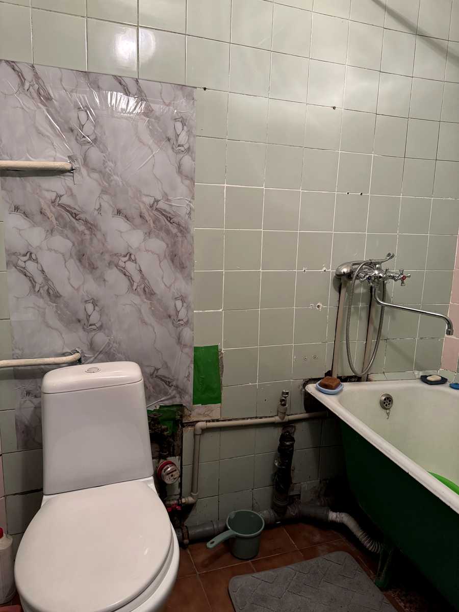 1876760267842775