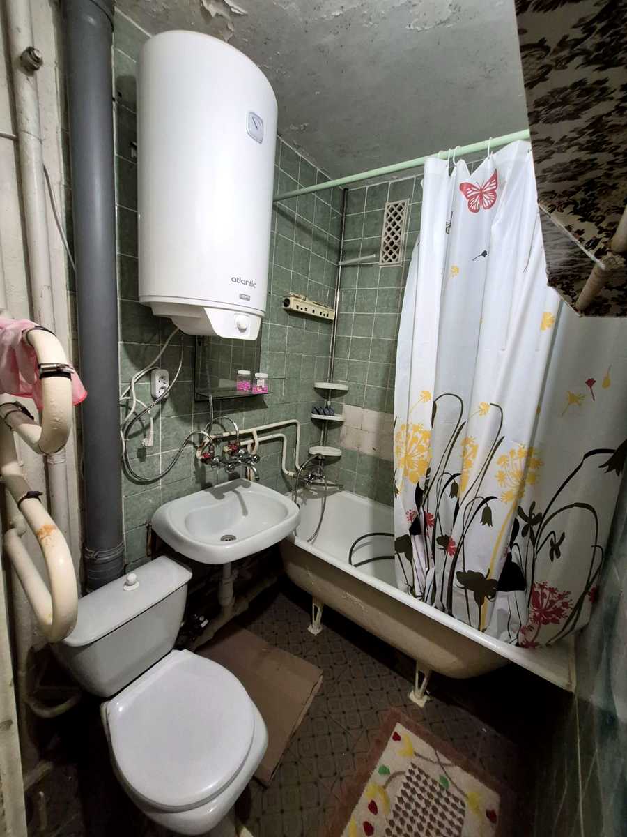 1876768261079862