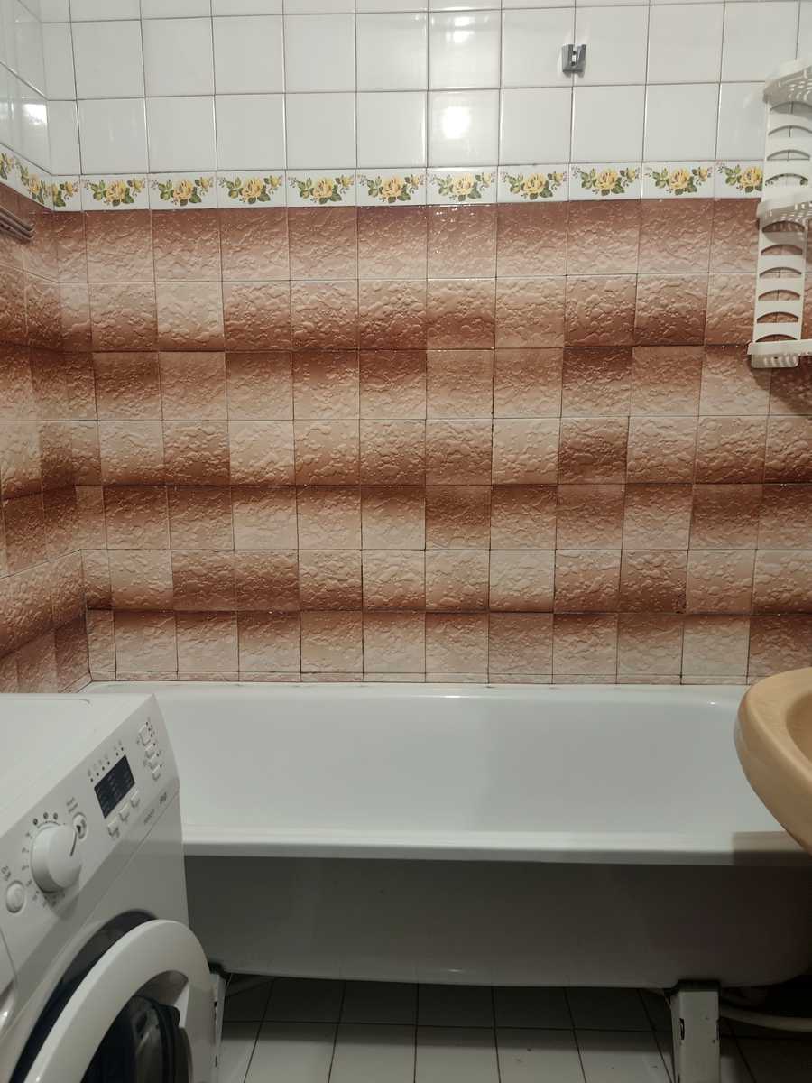 1876768496982932