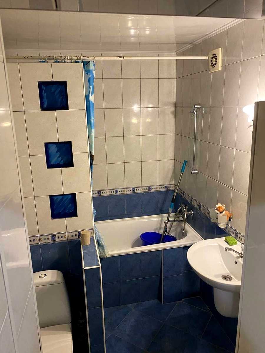 1876769630240075