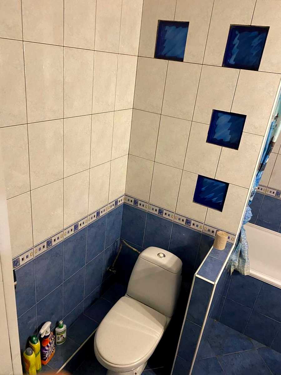 1876769630249325