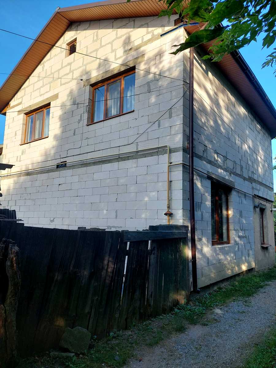 1876770197420625