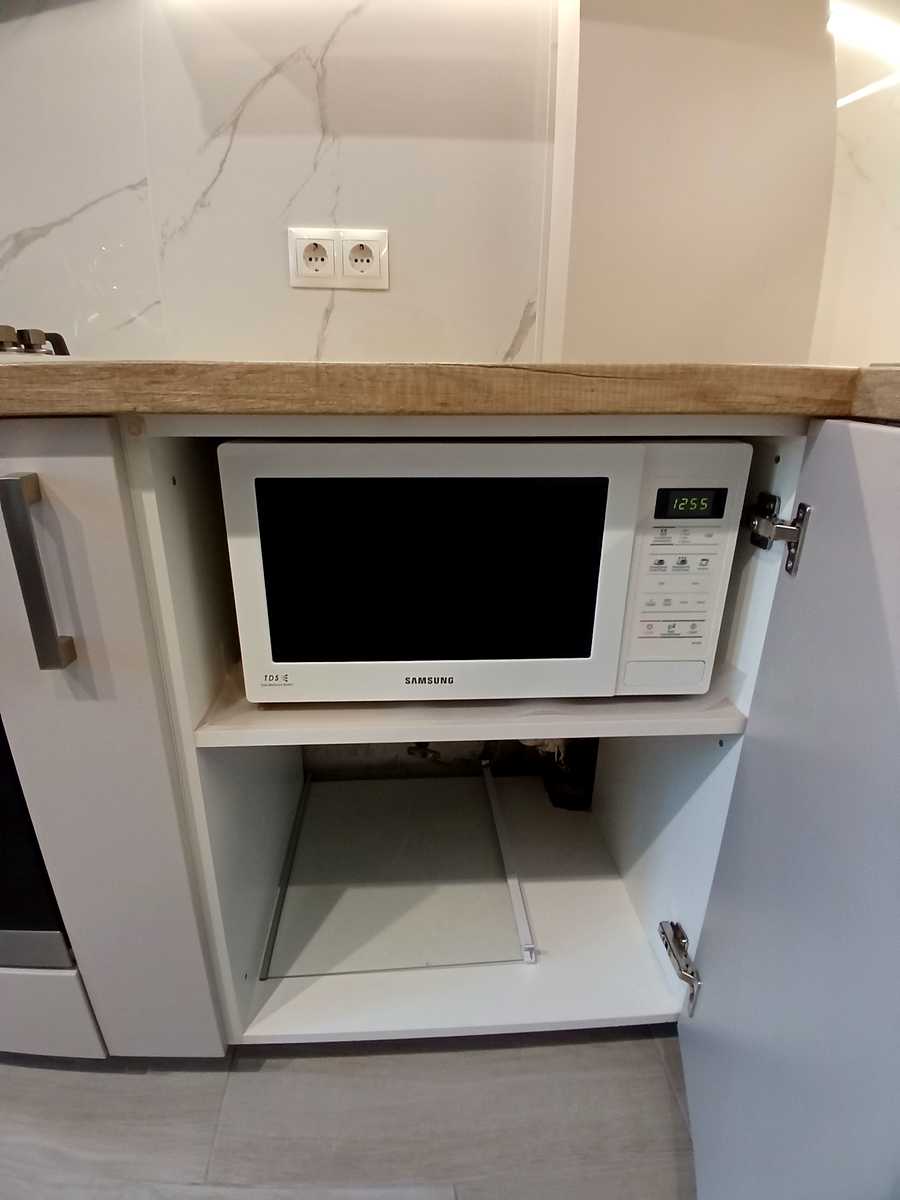 1876770200995477