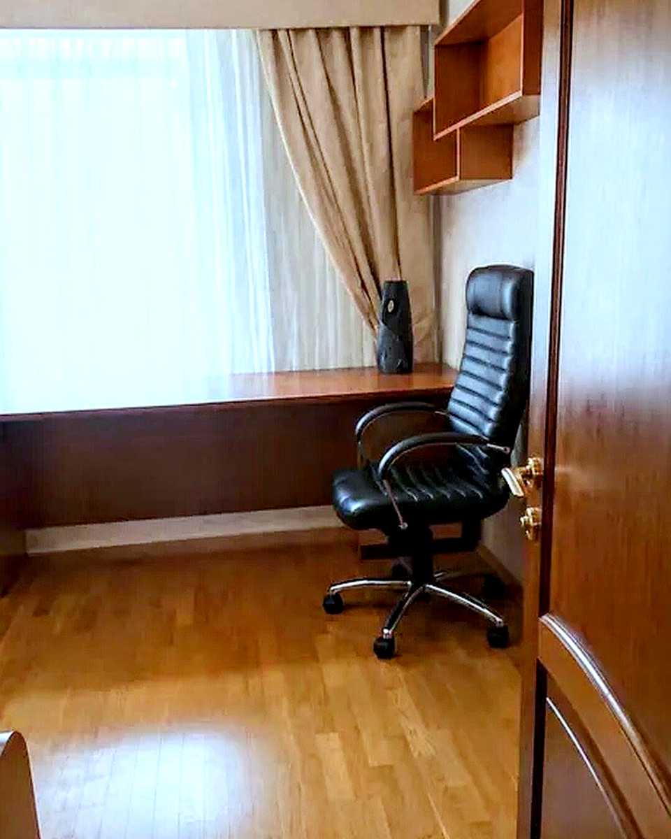 1876772089760942