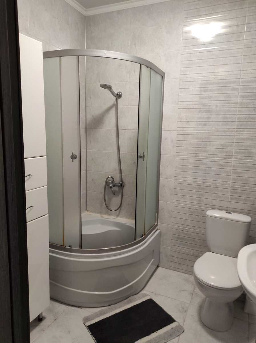 1876773792934671