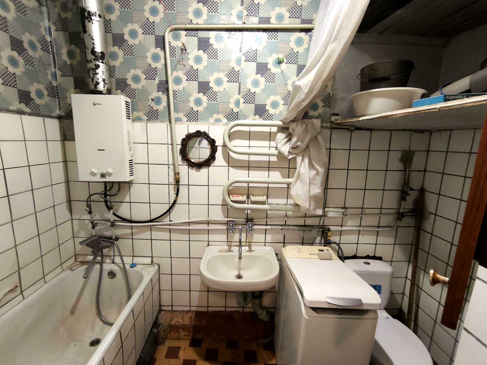 1876773998848313