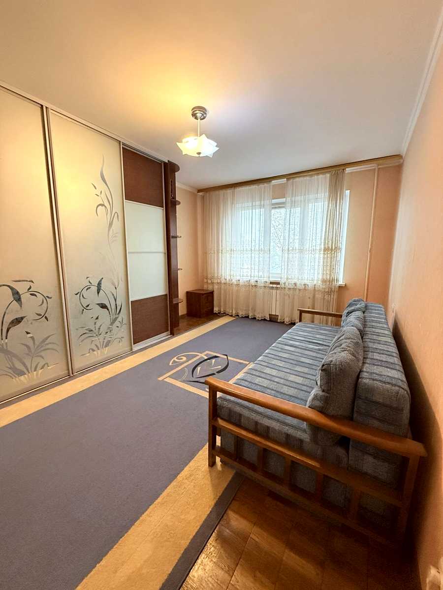 1876782011773778