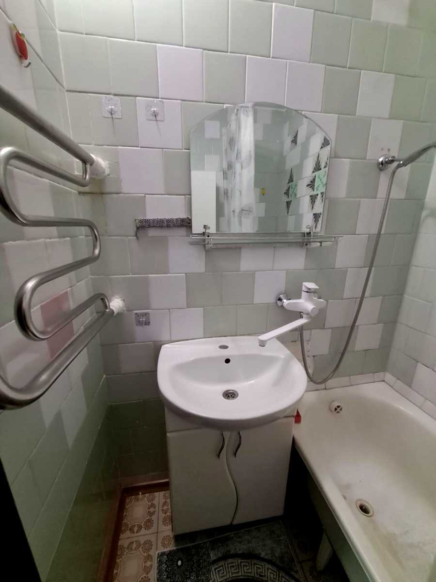 1876788791291152