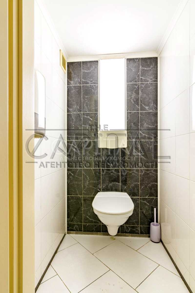 1876790184898784