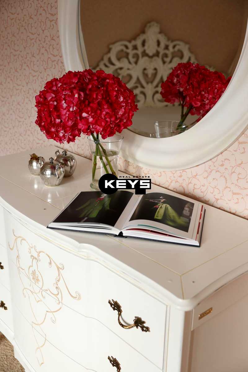 1876830947679514